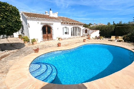 Villa in Javea zu verkaufen, Woongedeelte 170 m², Grondstuk 817 m², 3 Slaapkamers, 2 Badkamers, Pool, ref.: AVS-57614-26