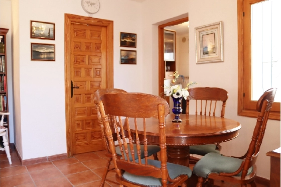 Villa in Benigembla zu verkaufen, Woongedeelte 199 m², Grondstuk 833 m², 4 Slaapkamers, 4 Badkamers, Pool, ref.: PT-26003-10