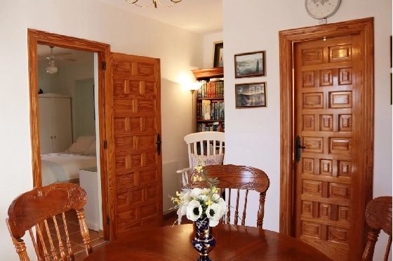 Villa in Benigembla zu verkaufen, Woongedeelte 199 m², Grondstuk 833 m², 4 Slaapkamers, 4 Badkamers, Pool, ref.: PT-26003-11
