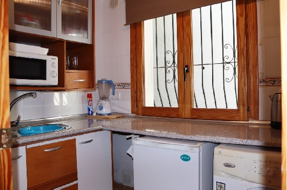Villa in Benigembla zu verkaufen, Woongedeelte 199 m², Grondstuk 833 m², 4 Slaapkamers, 4 Badkamers, Pool, ref.: PT-26003-12