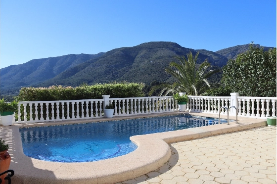 Villa in Benigembla zu verkaufen, Woongedeelte 199 m², Grondstuk 833 m², 4 Slaapkamers, 4 Badkamers, Pool, ref.: PT-26003-2