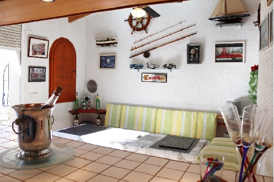Villa in Benigembla zu verkaufen, Woongedeelte 199 m², Grondstuk 833 m², 4 Slaapkamers, 4 Badkamers, Pool, ref.: PT-26003-31