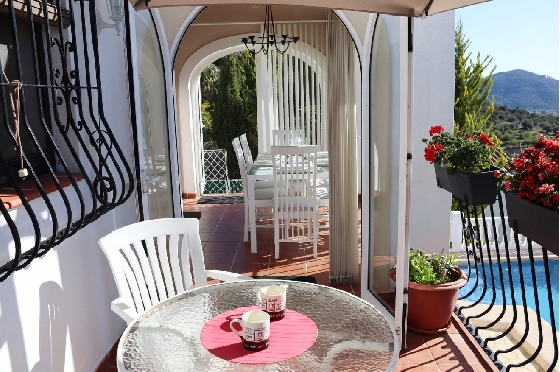 Villa in Benigembla zu verkaufen, Woongedeelte 199 m², Grondstuk 833 m², 4 Slaapkamers, 4 Badkamers, Pool, ref.: PT-26003-37