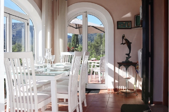 Villa in Benigembla zu verkaufen, Woongedeelte 199 m², Grondstuk 833 m², 4 Slaapkamers, 4 Badkamers, Pool, ref.: PT-26003-4