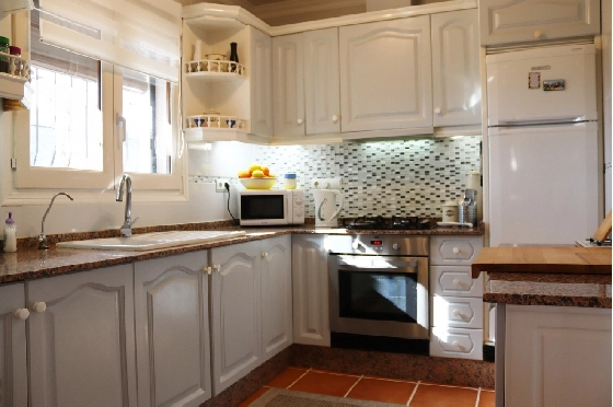 Villa in Benigembla zu verkaufen, Woongedeelte 199 m², Grondstuk 833 m², 4 Slaapkamers, 4 Badkamers, Pool, ref.: PT-26003-43