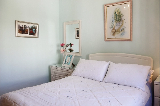 Villa in Benigembla zu verkaufen, Woongedeelte 199 m², Grondstuk 833 m², 4 Slaapkamers, 4 Badkamers, Pool, ref.: PT-26003-48