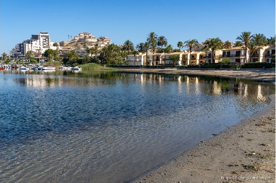 Apartment in Cartagena(La Manga, Murcia, Costa Blanca) zu verkaufen, Woongedeelte 102 m², Grondstuk 227 m², 3 Slaapkamers, 2 Badkamers, Pool, ref.: TW-SIENA,-LA-MANGA-25