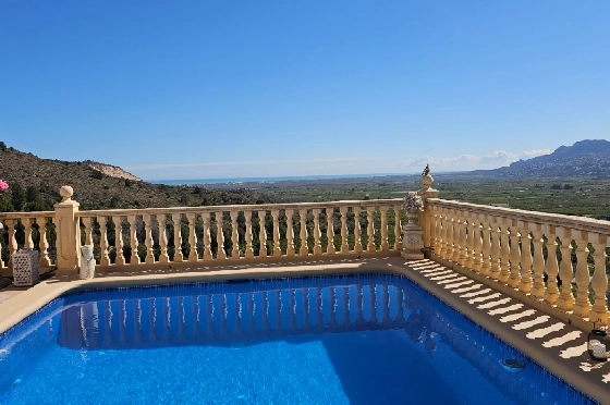Villa in Pego zu verkaufen, Woongedeelte 312 m², Bouwjaar 2005, Klimaanlage, Grondstuk 1027 m², 5 Slaapkamers, 5 Badkamers, Pool, ref.: O-V98114-2