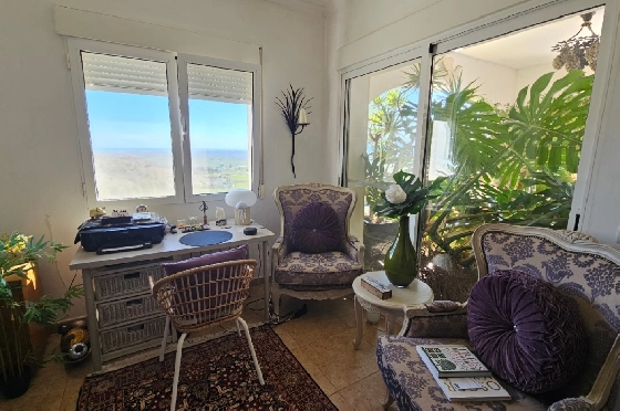 Villa in Pego zu verkaufen, Woongedeelte 312 m², Bouwjaar 2005, Klimaanlage, Grondstuk 1027 m², 5 Slaapkamers, 5 Badkamers, Pool, ref.: O-V98114-33