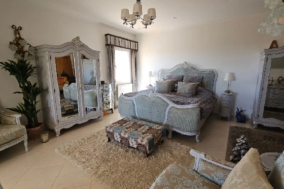 Villa in Pego zu verkaufen, Woongedeelte 312 m², Bouwjaar 2005, Klimaanlage, Grondstuk 1027 m², 5 Slaapkamers, 5 Badkamers, Pool, ref.: O-V98114-35