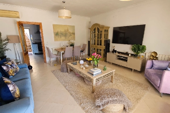 Villa in Pego zu verkaufen, Woongedeelte 312 m², Bouwjaar 2005, Klimaanlage, Grondstuk 1027 m², 5 Slaapkamers, 5 Badkamers, Pool, ref.: O-V98114-45