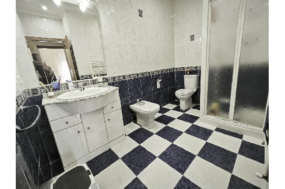 Villa in Pedreguer zu verkaufen, Woongedeelte 270 m², Klimaanlage, Grondstuk 400 m², 3 Slaapkamers, 3 Badkamers, Pool, ref.: CO-C20952-14