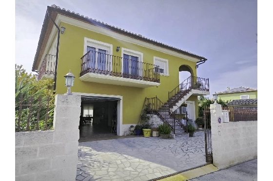 Villa in Pedreguer zu verkaufen, Woongedeelte 270 m², Klimaanlage, Grondstuk 400 m², 3 Slaapkamers, 3 Badkamers, Pool, ref.: CO-C20952-2