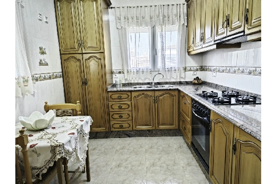 Villa in Pedreguer zu verkaufen, Woongedeelte 270 m², Klimaanlage, Grondstuk 400 m², 3 Slaapkamers, 3 Badkamers, Pool, ref.: CO-C20952-20