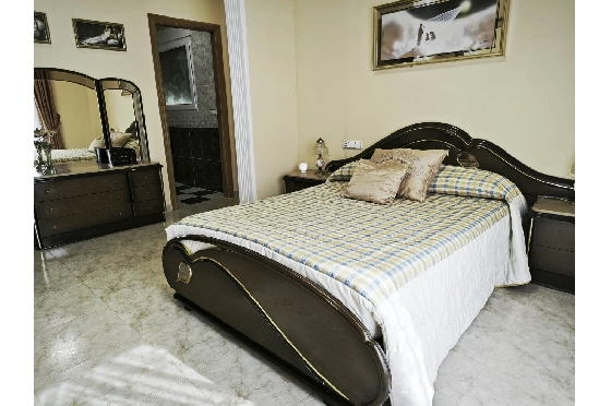 Villa in Pedreguer zu verkaufen, Woongedeelte 270 m², Klimaanlage, Grondstuk 400 m², 3 Slaapkamers, 3 Badkamers, Pool, ref.: CO-C20952-9