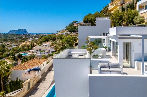 Villa in Moraira zu verkaufen, Woongedeelte 370 m², Bouwjaar 2022, Klimaanlage, Grondstuk 813 m², 4 Slaapkamers, 4 Badkamers, Pool, ref.: AM-12683DR-47