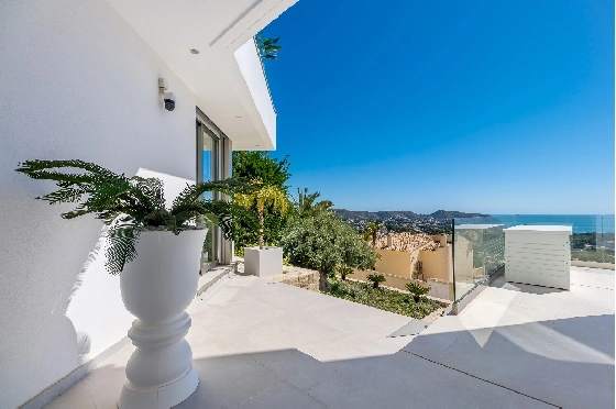 Villa in Moraira zu verkaufen, Woongedeelte 370 m², Bouwjaar 2022, Klimaanlage, Grondstuk 813 m², 4 Slaapkamers, 4 Badkamers, Pool, ref.: AM-12683DR-48