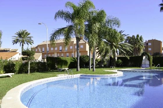 Apartment in Denia zu verkaufen, Woongedeelte 84 m², Bouwjaar 2001, Klimaanlage, 2 Slaapkamers, 2 Badkamers, Pool, ref.: CO-C25957-1