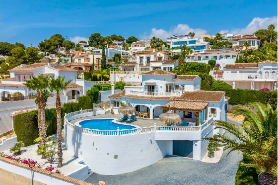 Villa in Moraira zu verkaufen, Woongedeelte 290 m², Bouwjaar 2003, + Ofen, Klimaanlage, Grondstuk 847 m², 3 Slaapkamers, 3 Badkamers, Pool, ref.: AM-12692DR-10