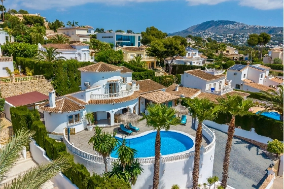Villa in Moraira zu verkaufen, Woongedeelte 290 m², Bouwjaar 2003, + Ofen, Klimaanlage, Grondstuk 847 m², 3 Slaapkamers, 3 Badkamers, Pool, ref.: AM-12692DR-5