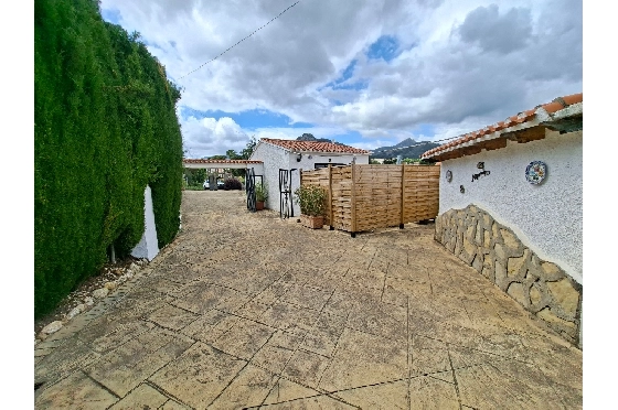 Villa in Orba Valley(Orbeta) zu verkaufen, Woongedeelte 169 m², Grondstuk 1215 m², 4 Slaapkamers, 3 Badkamers, Pool, ref.: CPS-DIRECTORBA515-1