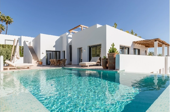 Villa in Moraira zu verkaufen, Woongedeelte 347 m², Bouwjaar 2025, Klimaanlage, Grondstuk 852 m², 4 Slaapkamers, 5 Badkamers, Pool, ref.: AM-12704DA-44