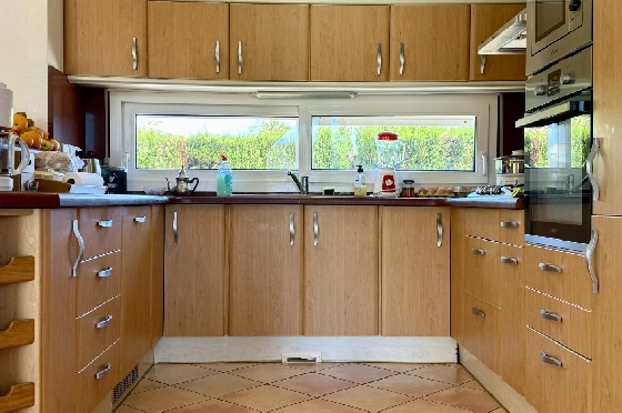 Villa in Els Poblets zu verkaufen, Woongedeelte 383 m², Bouwjaar 2002, Zustand gepflegt, + Fussbodenheizung, Klimaanlage, Grondstuk 1821 m², 3 Slaapkamers, 3 Badkamers, Pool, ref.: RG-1126-11