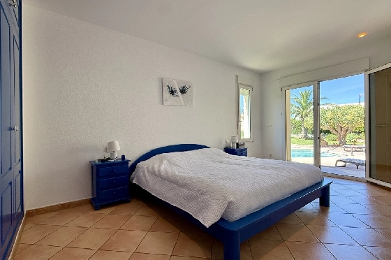 Villa in Els Poblets zu verkaufen, Woongedeelte 383 m², Bouwjaar 2002, Zustand gepflegt, + Fussbodenheizung, Klimaanlage, Grondstuk 1821 m², 3 Slaapkamers, 3 Badkamers, Pool, ref.: RG-1126-14
