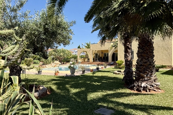 Villa in Els Poblets zu verkaufen, Woongedeelte 383 m², Bouwjaar 2002, Zustand gepflegt, + Fussbodenheizung, Klimaanlage, Grondstuk 1821 m², 3 Slaapkamers, 3 Badkamers, Pool, ref.: RG-1126-30
