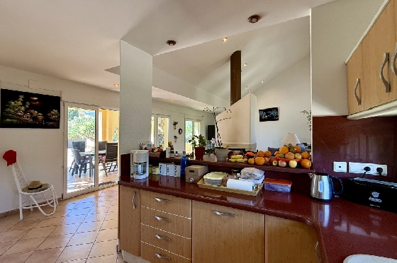 Villa in Els Poblets zu verkaufen, Woongedeelte 383 m², Bouwjaar 2002, Zustand gepflegt, + Fussbodenheizung, Klimaanlage, Grondstuk 1821 m², 3 Slaapkamers, 3 Badkamers, Pool, ref.: RG-1126-7