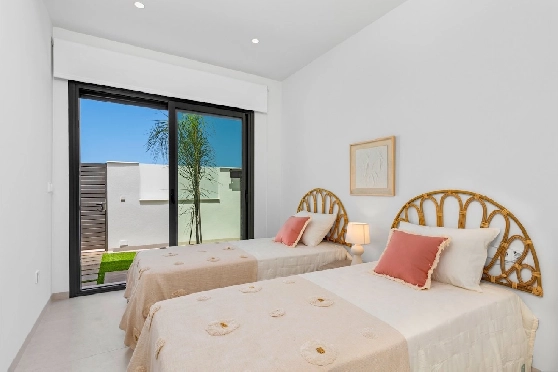 Villa in Los Alcazares zu verkaufen, Woongedeelte 198 m², Zustand Erstbezug, Klimaanlage, Grondstuk 235 m², 3 Slaapkamers, 2 Badkamers, Pool, ref.: HA-LAN-501-E01-23