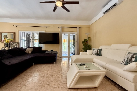 Villa in Pego - Monte Pego(Rafol) zu verkaufen, Woongedeelte 259 m², Bouwjaar 1990, + Zentralheizung, Klimaanlage, Grondstuk 2400 m², 4 Slaapkamers, 3 Badkamers, Pool, ref.: JS-1026-11