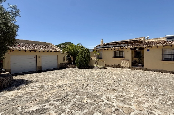 Villa in Pego - Monte Pego(Rafol) zu verkaufen, Woongedeelte 259 m², Bouwjaar 1990, + Zentralheizung, Klimaanlage, Grondstuk 2400 m², 4 Slaapkamers, 3 Badkamers, Pool, ref.: JS-1026-19