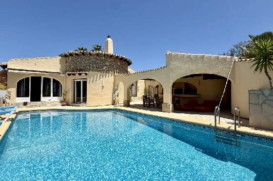 Villa in Pego - Monte Pego(Rafol) zu verkaufen, Woongedeelte 259 m², Bouwjaar 1990, + Zentralheizung, Klimaanlage, Grondstuk 2400 m², 4 Slaapkamers, 3 Badkamers, Pool, ref.: JS-1026-2