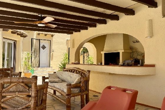 Villa in Pego - Monte Pego(Rafol) zu verkaufen, Woongedeelte 259 m², Bouwjaar 1990, + Zentralheizung, Klimaanlage, Grondstuk 2400 m², 4 Slaapkamers, 3 Badkamers, Pool, ref.: JS-1026-8