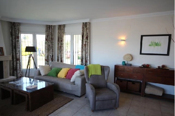 Sommerhaus in Oliva(San Pere) zur Ferienvermietung, Woongedeelte 170 m², Bouwjaar 2005, Zustand neuwertig, + Fussbodenheizung, Klimaanlage, Grondstuk 900 m², 3 Slaapkamers, 2 Badkamers, Pool, ref.: V-1415-9