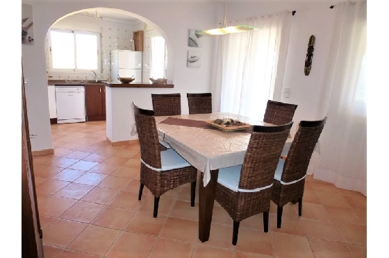Villa in Sanet y Negrals(Montesano) zur Ferienvermietung, Woongedeelte 157 m², Bouwjaar 1999, Klimaanlage, Grondstuk 892 m², 3 Slaapkamers, 2 Badkamers, Pool, ref.: S-0711-8