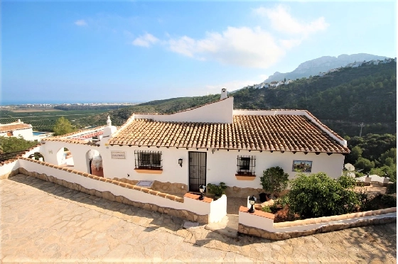 Villa in Pego-Monte Pego zur Ferienvermietung, Woongedeelte 90 m², Bouwjaar 1990, Grondstuk 820 m², 2 Slaapkamers, 1 Badkamers, Pool, ref.: S-2211-17