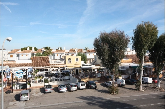 Apartment in Denia(Las Marinas) zur Ferienvermietung, Woongedeelte 90 m², Bouwjaar 2003, Zustand gepflegt, + Zentralheizung, Klimaanlage, 1 Slaapkamers, 1 Badkamers, Pool, ref.: T-0318-10